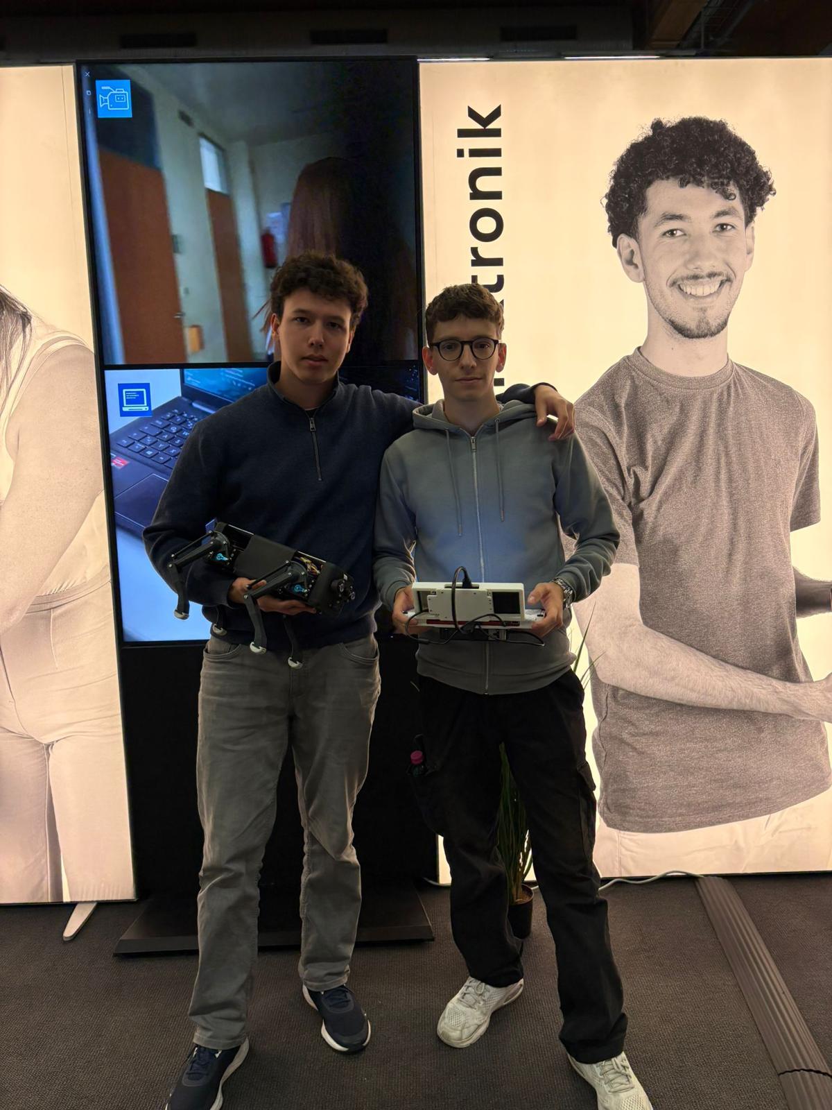 Debbie at Berufsmesse Wels